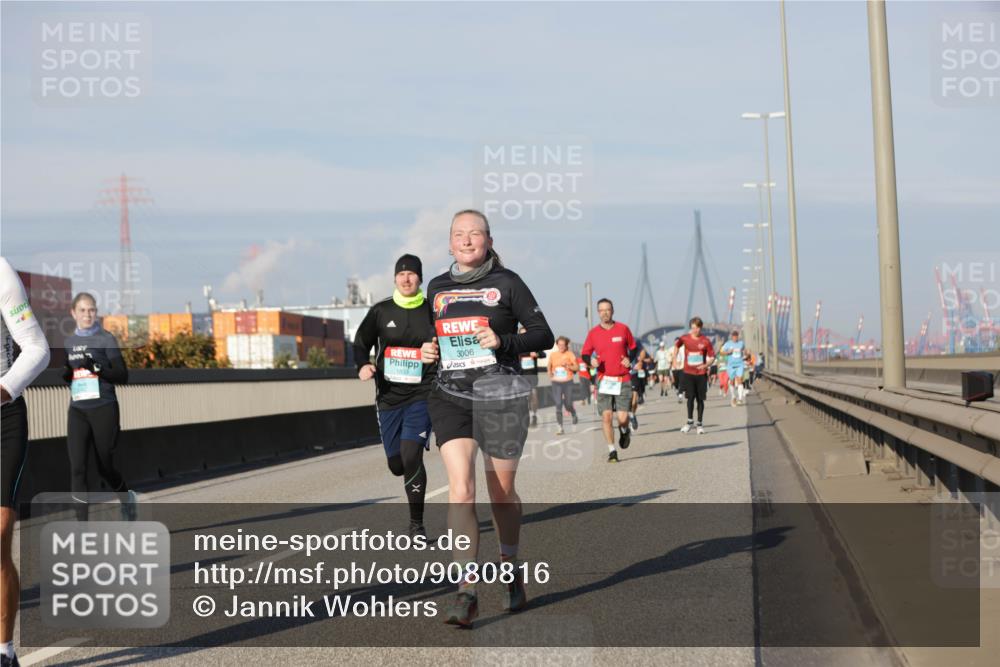 03.10.2025 - Köhlbrandbrückenlauf Jannik Wohlers http://msf.ph/oto/9080816 03.10.2025 09:54:19 Position 3 3006 meine-sportfotos.de