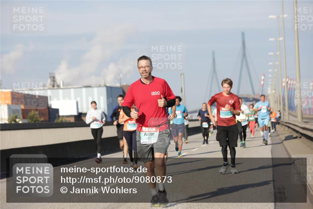 03.10.2025 - Köhlbrandbrückenlauf Jannik Wohlers http://msf.ph/oto/9080873 03.10.2025 09:54:22 Position 3 1375 meine-sportfotos.de