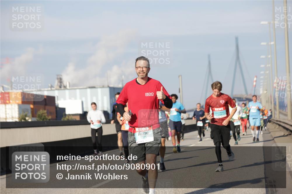 03.10.2025 - Köhlbrandbrückenlauf Jannik Wohlers http://msf.ph/oto/9080901 03.10.2025 09:54:23 Position 3 1375, 3738 meine-sportfotos.de