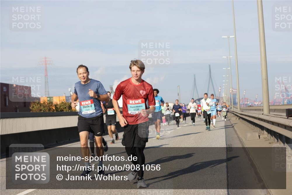 03.10.2025 - Köhlbrandbrückenlauf Jannik Wohlers http://msf.ph/oto/9081056 03.10.2025 09:54:26 Position 3 2026, 3738 meine-sportfotos.de