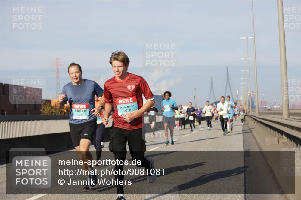 03.10.2025 - Köhlbrandbrückenlauf Jannik Wohlers http://msf.ph/oto/9081081 03.10.2025 09:54:26 Position 3 2026, 3738 meine-sportfotos.de