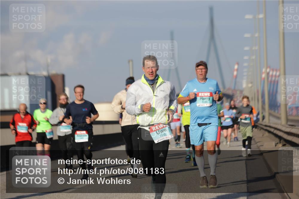 03.10.2025 - Köhlbrandbrückenlauf Jannik Wohlers http://msf.ph/oto/9081183 03.10.2025 09:54:29 Position 3 1367, 1286 meine-sportfotos.de