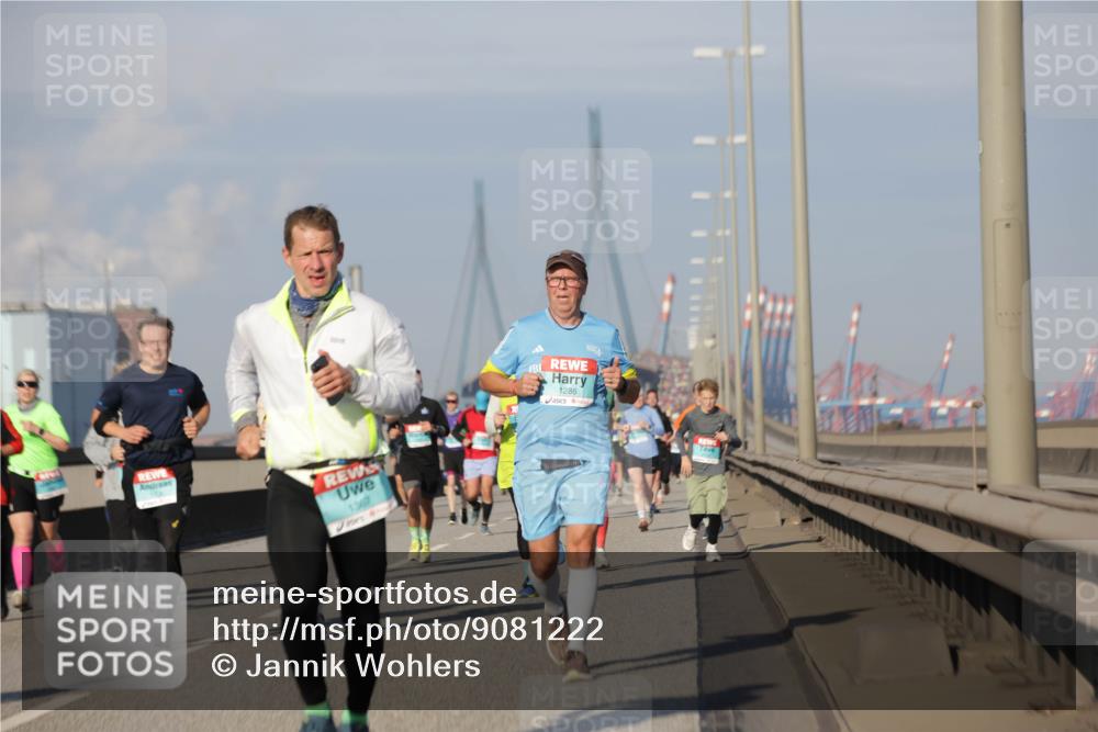 03.10.2025 - Köhlbrandbrückenlauf Jannik Wohlers http://msf.ph/oto/9081222 03.10.2025 09:54:30 Position 3 1367, 1286 meine-sportfotos.de