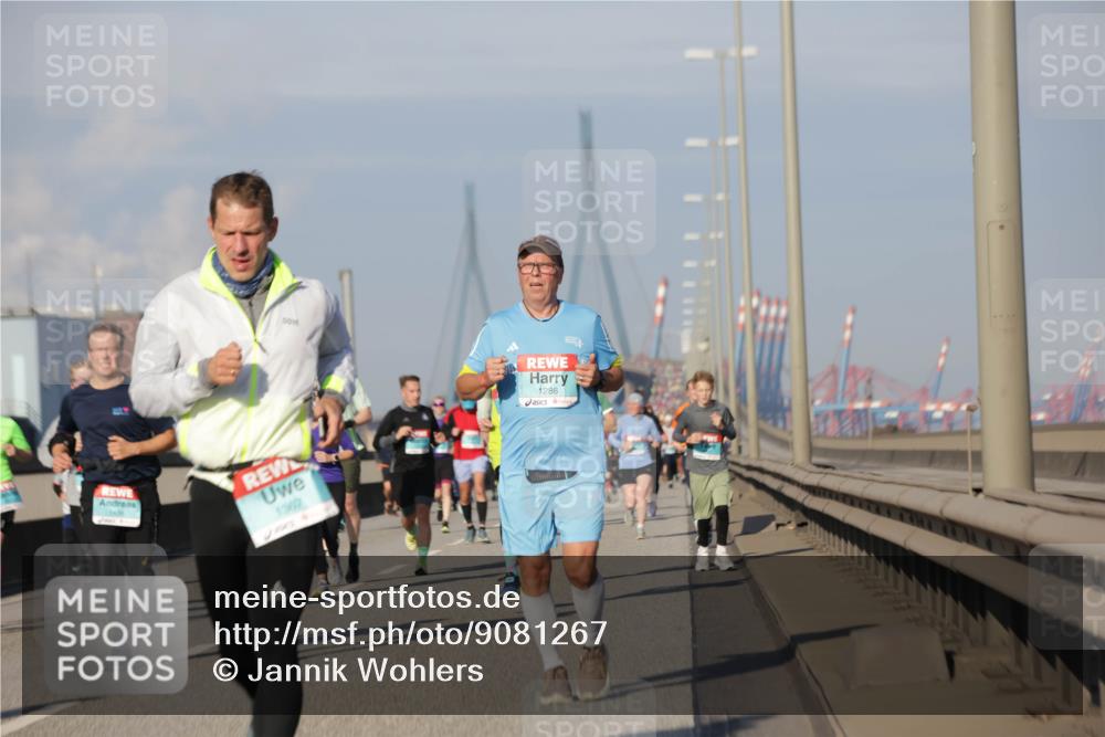 03.10.2025 - Köhlbrandbrückenlauf Jannik Wohlers http://msf.ph/oto/9081267 03.10.2025 09:54:31 Position 3 1367, 1286 meine-sportfotos.de