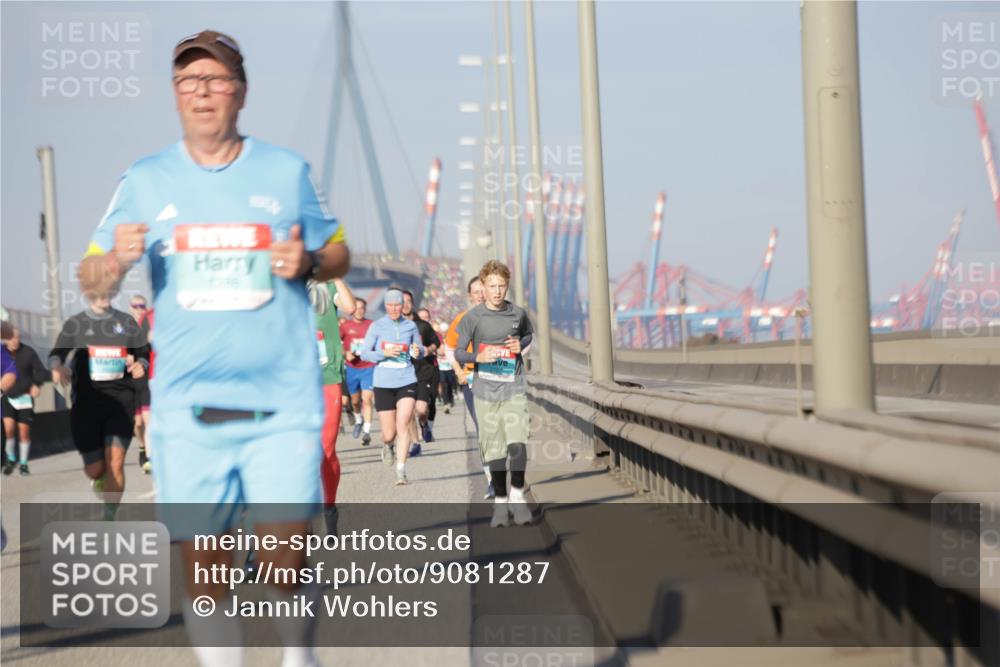 03.10.2025 - Köhlbrandbrückenlauf Jannik Wohlers http://msf.ph/oto/9081287 03.10.2025 09:54:32 Position 3  meine-sportfotos.de