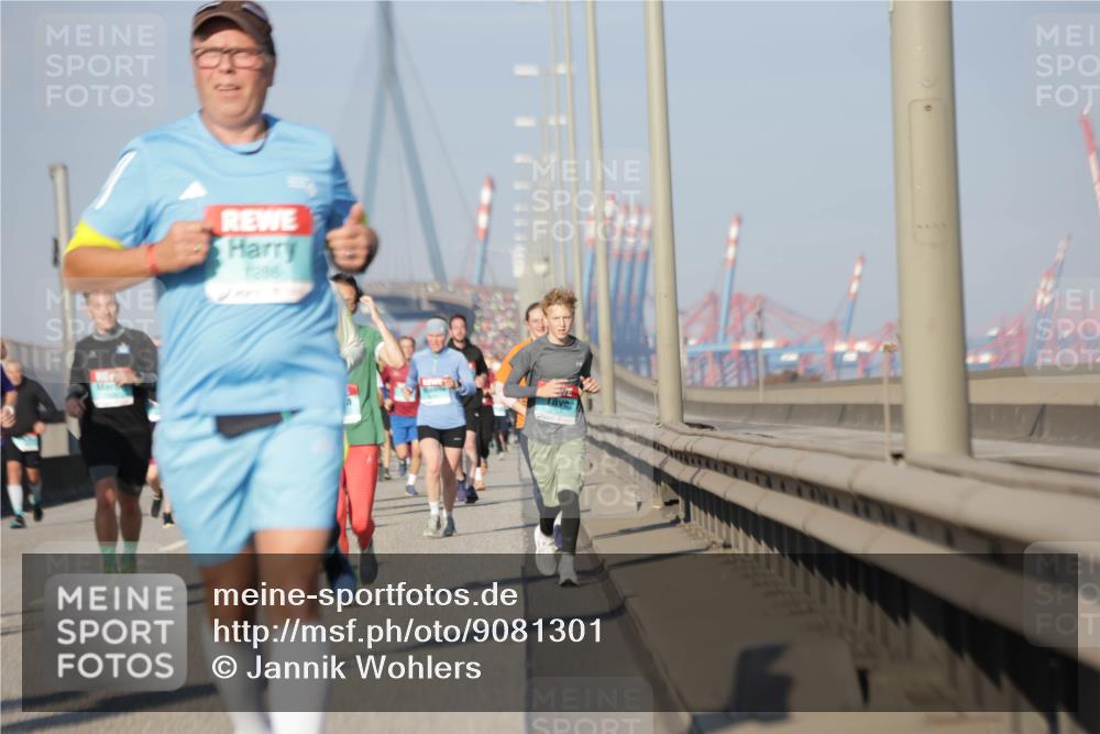 03.10.2025 - Köhlbrandbrückenlauf Jannik Wohlers http://msf.ph/oto/9081301 03.10.2025 09:54:32 Position 3 1286 meine-sportfotos.de