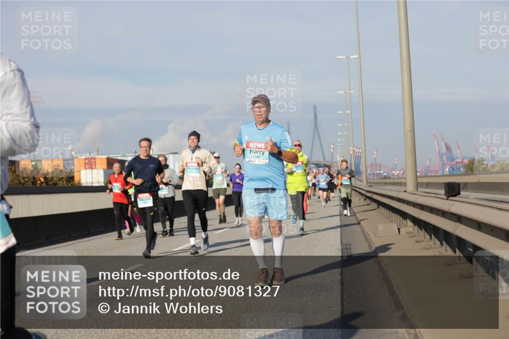 03.10.2025 - Köhlbrandbrückenlauf Jannik Wohlers http://msf.ph/oto/9081327 03.10.2025 09:54:33 Position 3 1286 meine-sportfotos.de