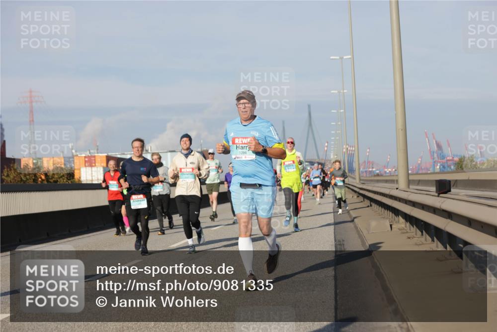03.10.2025 - Köhlbrandbrückenlauf Jannik Wohlers http://msf.ph/oto/9081335 03.10.2025 09:54:34 Position 3 1286 meine-sportfotos.de