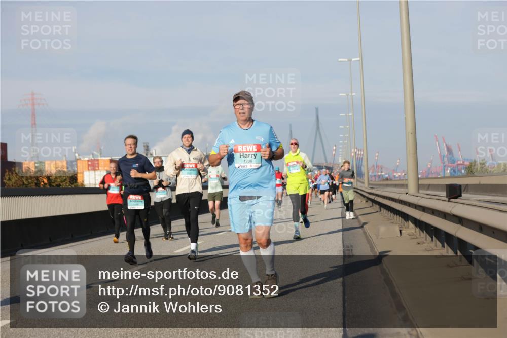 03.10.2025 - Köhlbrandbrückenlauf Jannik Wohlers http://msf.ph/oto/9081352 03.10.2025 09:54:34 Position 3 1286 meine-sportfotos.de