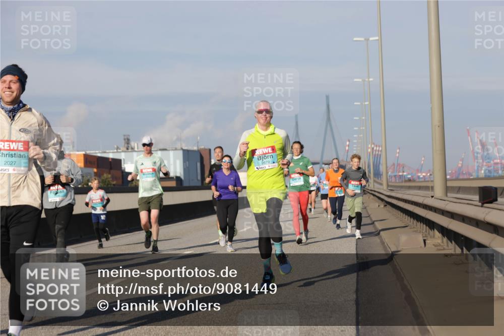 03.10.2025 - Köhlbrandbrückenlauf Jannik Wohlers http://msf.ph/oto/9081449 03.10.2025 09:54:36 Position 3 2027, 2679 meine-sportfotos.de