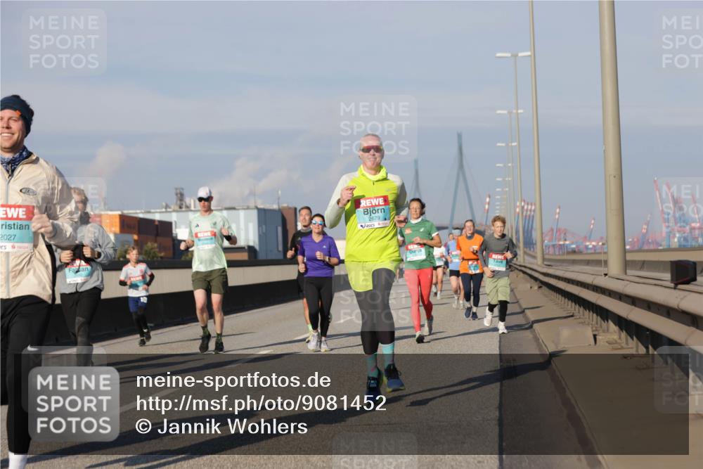 03.10.2025 - Köhlbrandbrückenlauf Jannik Wohlers http://msf.ph/oto/9081452 03.10.2025 09:54:36 Position 3 2027, 2679 meine-sportfotos.de