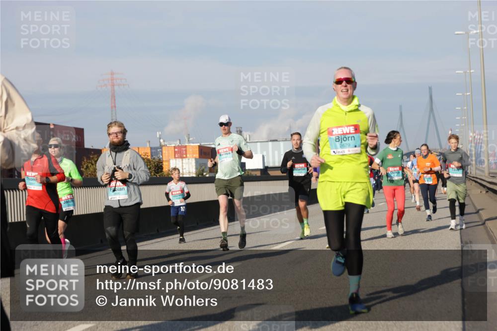 03.10.2025 - Köhlbrandbrückenlauf Jannik Wohlers http://msf.ph/oto/9081483 03.10.2025 09:54:37 Position 3 2891, 10, 2679 meine-sportfotos.de