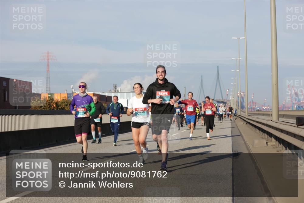 03.10.2025 - Köhlbrandbrückenlauf Jannik Wohlers http://msf.ph/oto/9081762 03.10.2025 09:54:46 Position 3 1401 meine-sportfotos.de