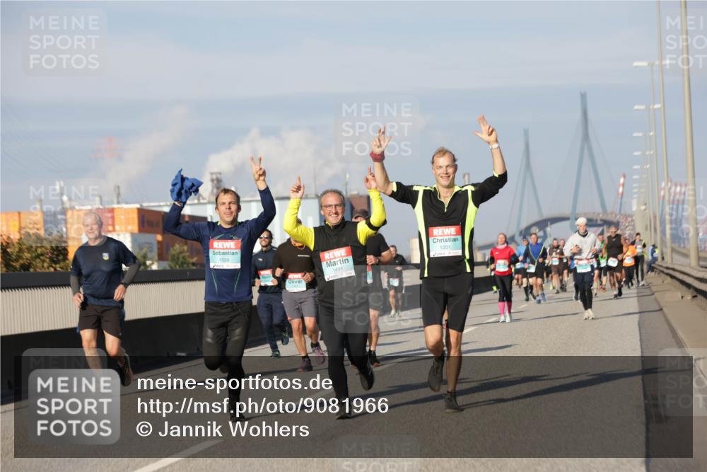 03.10.2025 - Köhlbrandbrückenlauf Jannik Wohlers http://msf.ph/oto/9081966 03.10.2025 09:54:53 Position 3 1558, 1201, 1464 meine-sportfotos.de