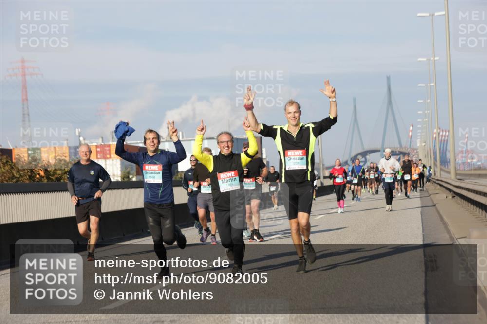 03.10.2025 - Köhlbrandbrückenlauf Jannik Wohlers http://msf.ph/oto/9082005 03.10.2025 09:54:53 Position 3 1558, 1464, 1201 meine-sportfotos.de