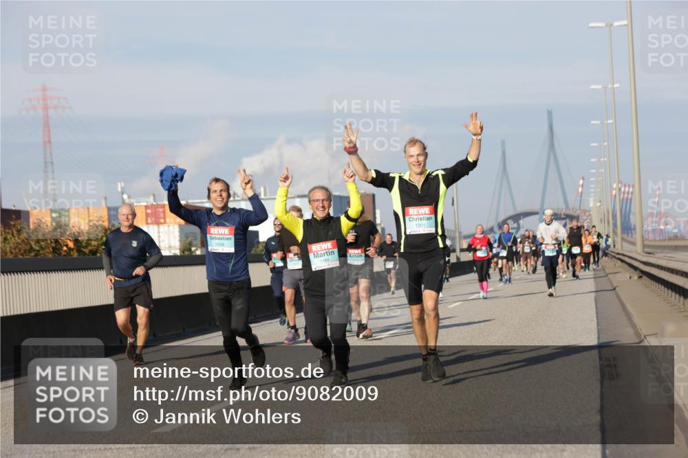 03.10.2025 - Köhlbrandbrückenlauf Jannik Wohlers http://msf.ph/oto/9082009 03.10.2025 09:54:53 Position 3 1558, 1464, 1201 meine-sportfotos.de