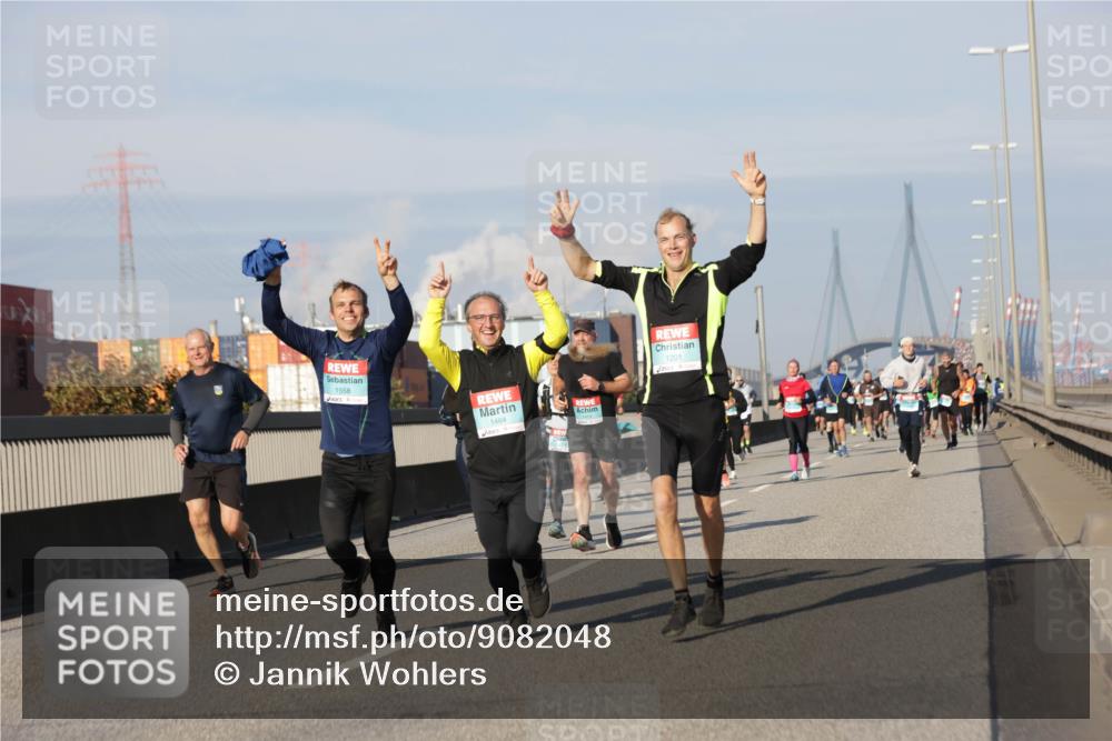 03.10.2025 - Köhlbrandbrückenlauf Jannik Wohlers http://msf.ph/oto/9082048 03.10.2025 09:54:54 Position 3 1558, 1201, 1464 meine-sportfotos.de