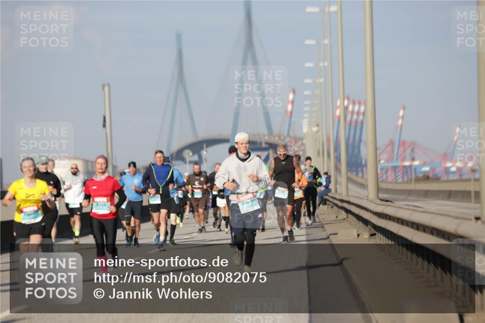 03.10.2025 - Köhlbrandbrückenlauf Jannik Wohlers http://msf.ph/oto/9082075 03.10.2025 09:54:55 Position 3  meine-sportfotos.de