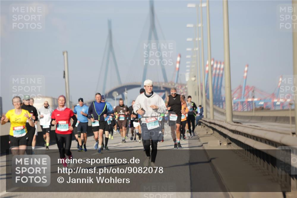 03.10.2025 - Köhlbrandbrückenlauf Jannik Wohlers http://msf.ph/oto/9082078 03.10.2025 09:54:55 Position 3 1544 meine-sportfotos.de