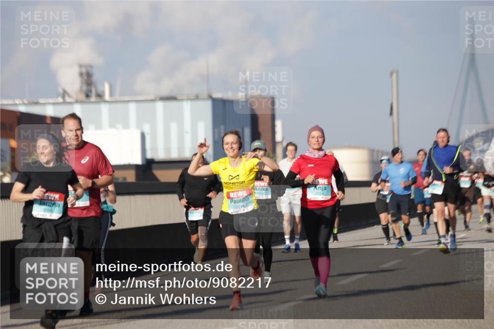 03.10.2025 - Köhlbrandbrückenlauf Jannik Wohlers http://msf.ph/oto/9082217 03.10.2025 09:54:58 Position 3 1747, 3334, 3524 meine-sportfotos.de