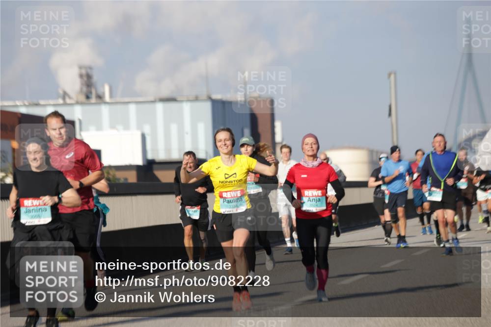 03.10.2025 - Köhlbrandbrückenlauf Jannik Wohlers http://msf.ph/oto/9082228 03.10.2025 09:54:58 Position 3 3334, 1747, 3524 meine-sportfotos.de