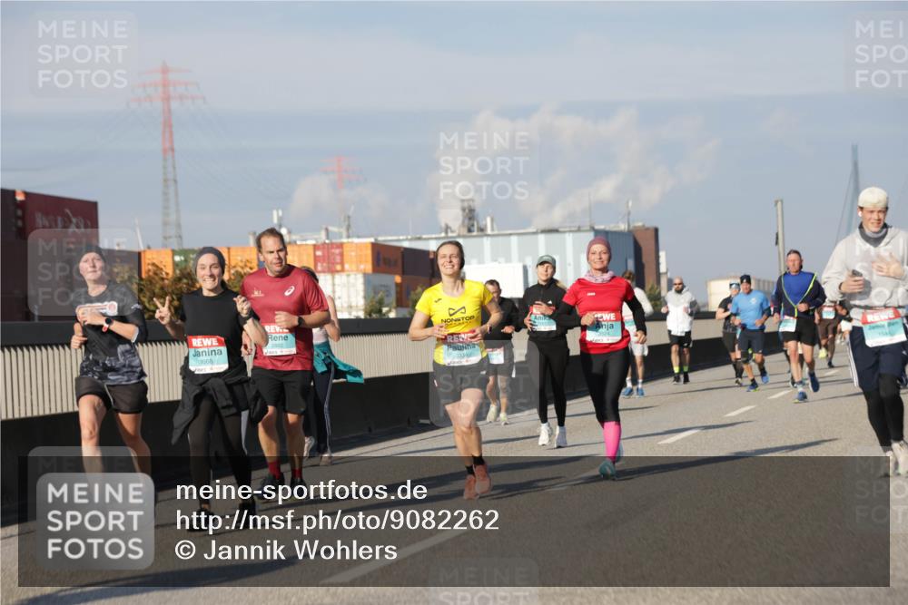 03.10.2025 - Köhlbrandbrückenlauf Jannik Wohlers http://msf.ph/oto/9082262 03.10.2025 09:55:00 Position 3 3068 meine-sportfotos.de