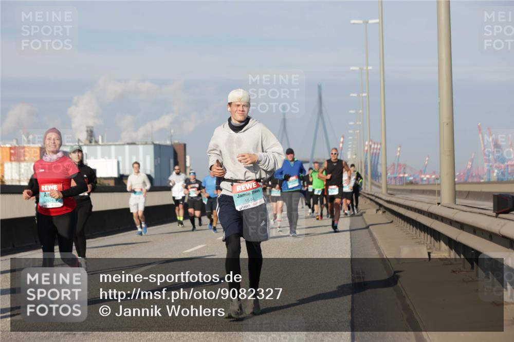 03.10.2025 - Köhlbrandbrückenlauf Jannik Wohlers http://msf.ph/oto/9082327 03.10.2025 09:55:02 Position 3 1544 meine-sportfotos.de