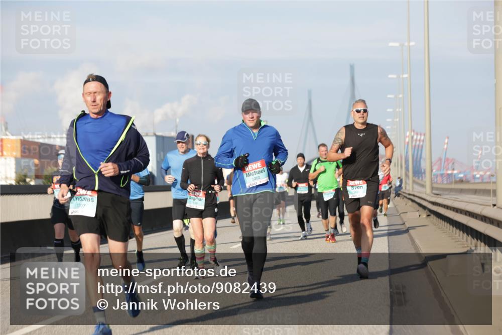 03.10.2025 - Köhlbrandbrückenlauf Jannik Wohlers http://msf.ph/oto/9082439 03.10.2025 09:55:06 Position 3 1207, 3202, 1636, 143 meine-sportfotos.de