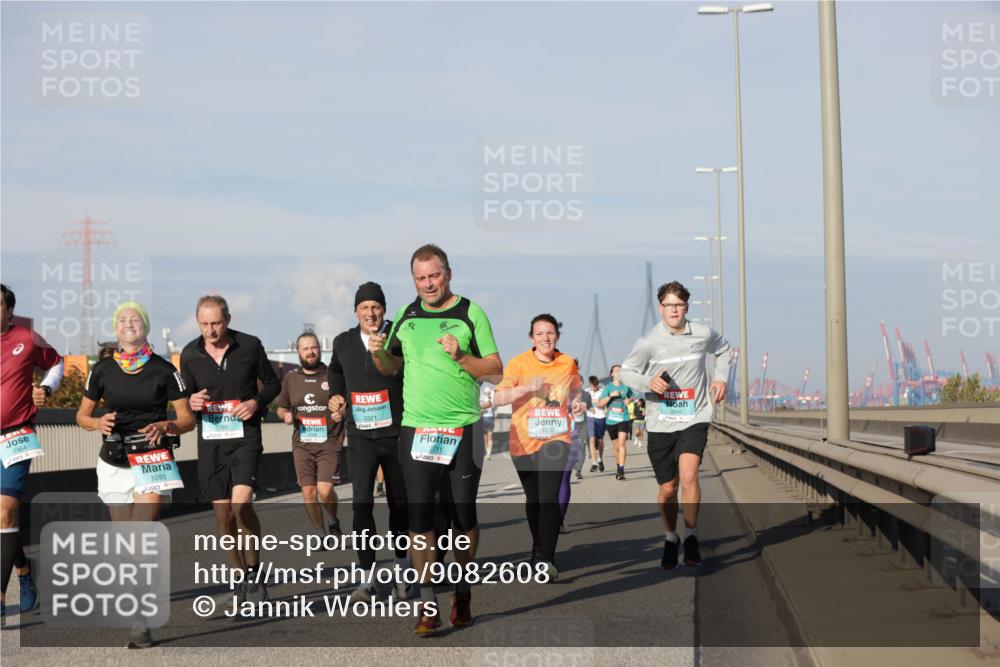 03.10.2025 - Köhlbrandbrückenlauf Jannik Wohlers http://msf.ph/oto/9082608 03.10.2025 09:55:13 Position 3 2964, 1786, 3321, 1093, 2711 meine-sportfotos.de