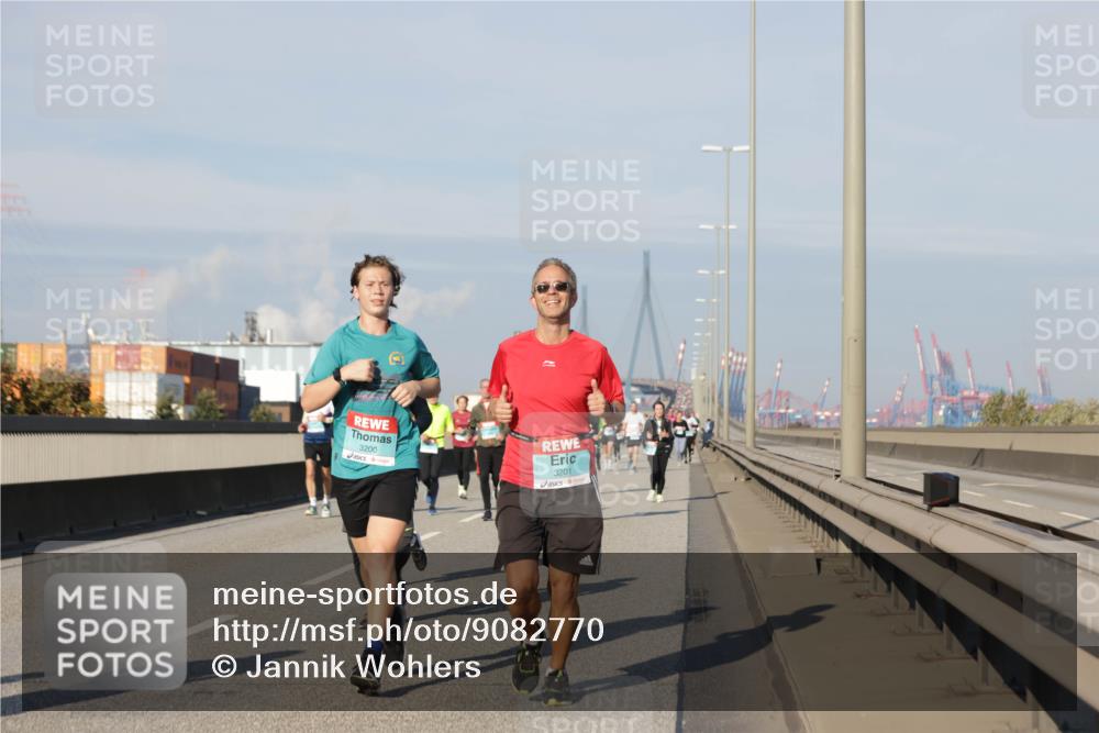 03.10.2025 - Köhlbrandbrückenlauf Jannik Wohlers http://msf.ph/oto/9082770 03.10.2025 09:55:20 Position 3 3200, 3201 meine-sportfotos.de