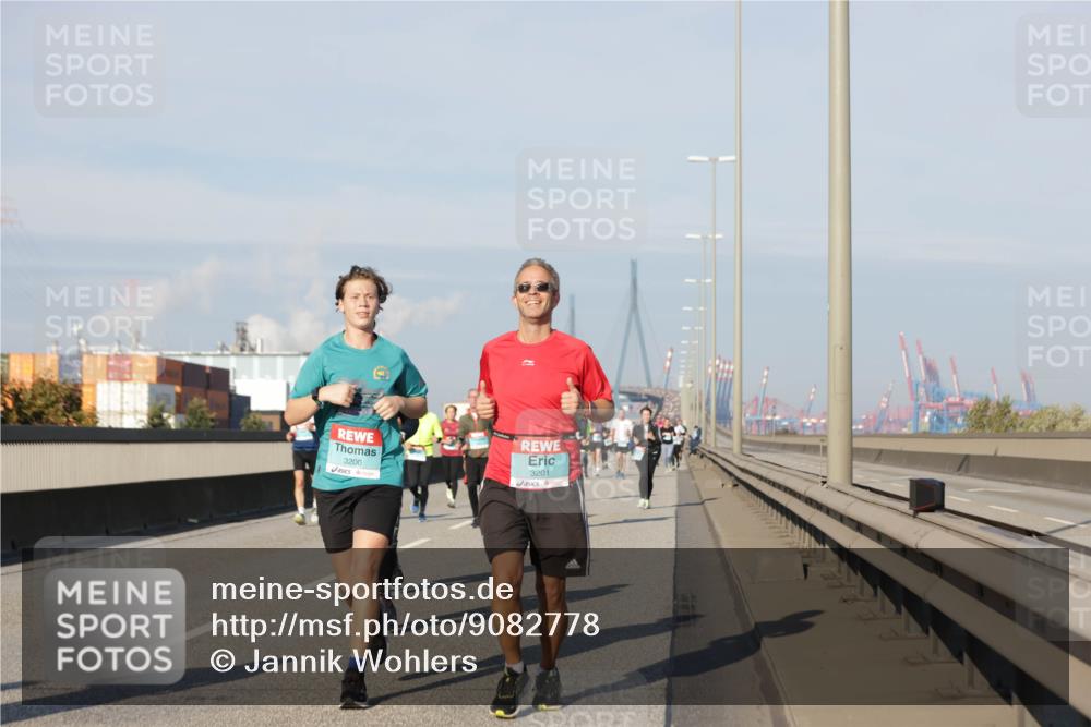 03.10.2025 - Köhlbrandbrückenlauf Jannik Wohlers http://msf.ph/oto/9082778 03.10.2025 09:55:20 Position 3 3200, 3201 meine-sportfotos.de