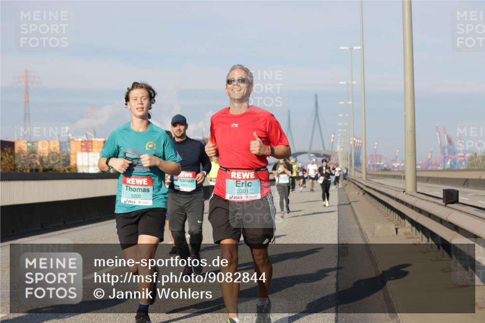 03.10.2025 - Köhlbrandbrückenlauf Jannik Wohlers http://msf.ph/oto/9082844 03.10.2025 09:55:21 Position 3 3200, 1605, 3201 meine-sportfotos.de