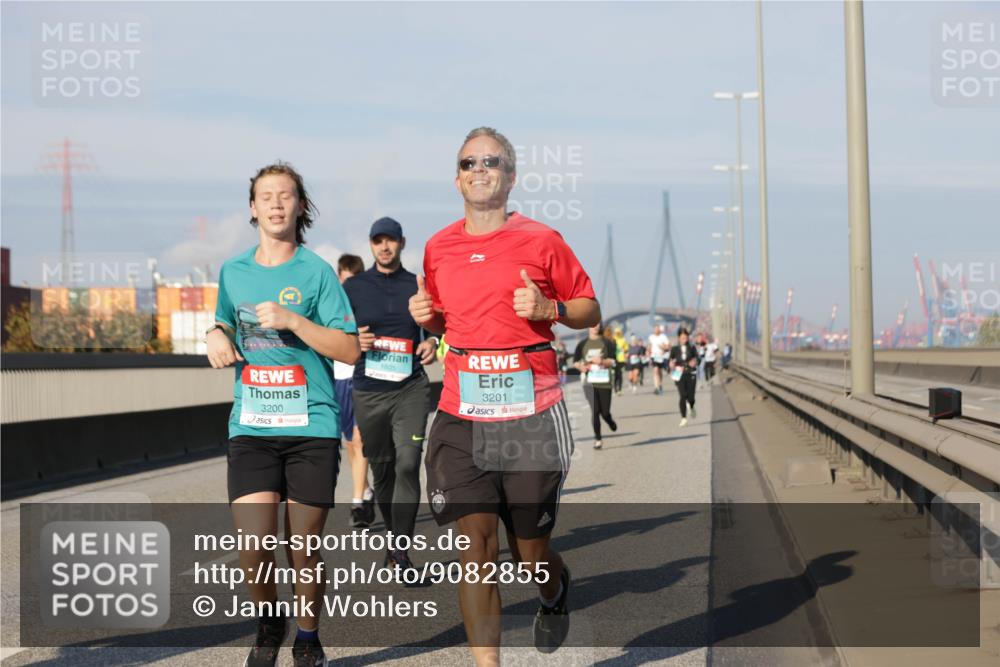 03.10.2025 - Köhlbrandbrückenlauf Jannik Wohlers http://msf.ph/oto/9082855 03.10.2025 09:55:21 Position 3 1605, 3201, 3200 meine-sportfotos.de