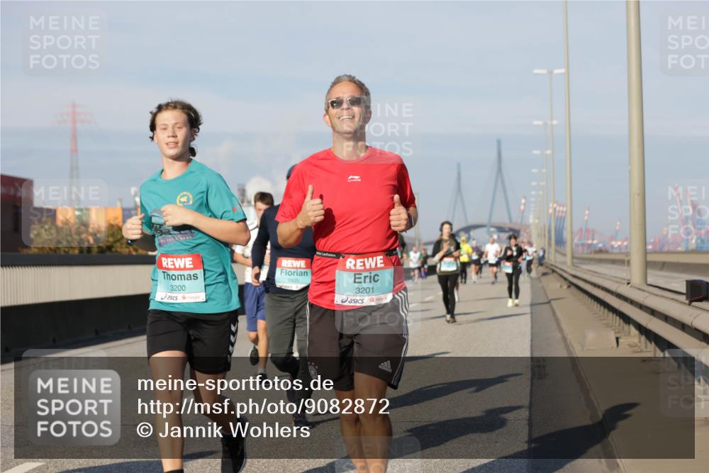 03.10.2025 - Köhlbrandbrückenlauf Jannik Wohlers http://msf.ph/oto/9082872 03.10.2025 09:55:21 Position 3 3200, 1605, 3201 meine-sportfotos.de