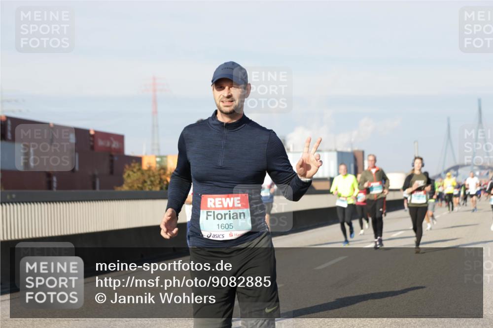 03.10.2025 - Köhlbrandbrückenlauf Jannik Wohlers http://msf.ph/oto/9082885 03.10.2025 09:55:23 Position 3 1605 meine-sportfotos.de