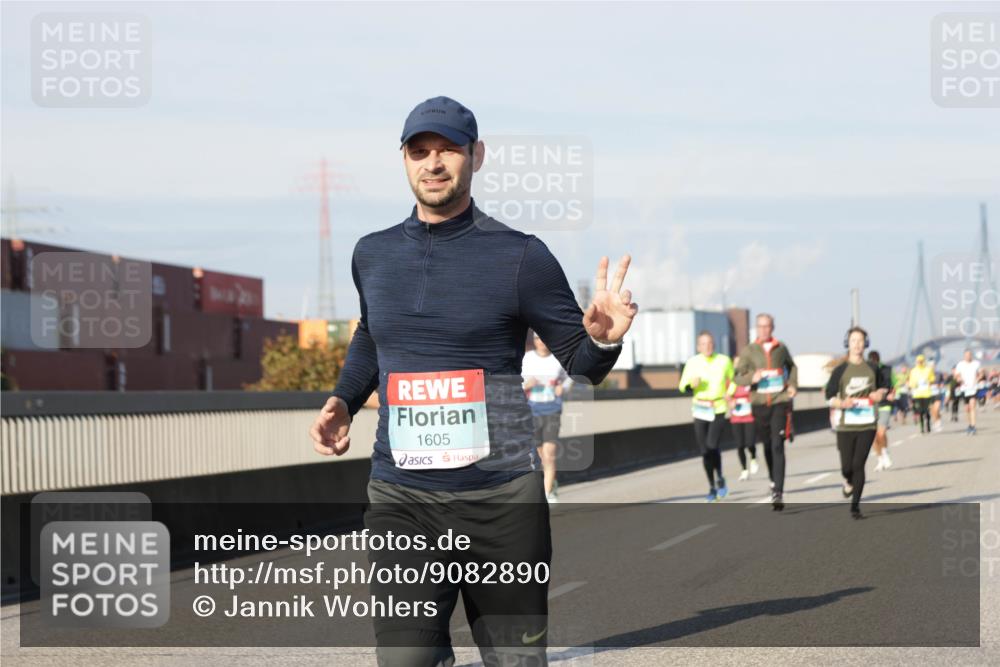 03.10.2025 - Köhlbrandbrückenlauf Jannik Wohlers http://msf.ph/oto/9082890 03.10.2025 09:55:23 Position 3 1605 meine-sportfotos.de