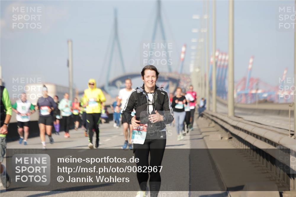 03.10.2025 - Köhlbrandbrückenlauf Jannik Wohlers http://msf.ph/oto/9082967 03.10.2025 09:55:27 Position 3 1679 meine-sportfotos.de