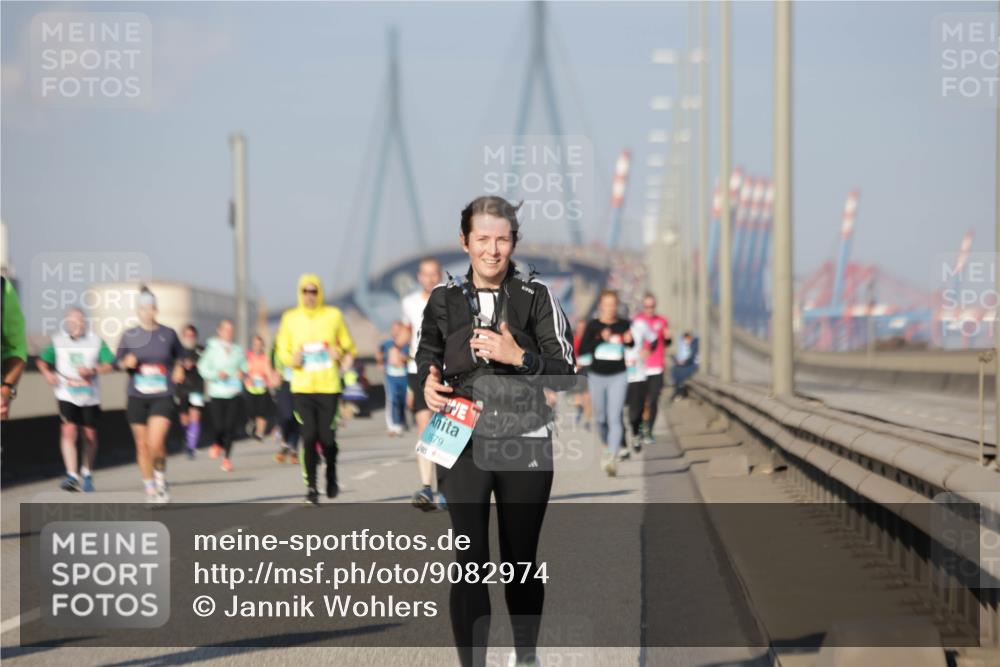 03.10.2025 - Köhlbrandbrückenlauf Jannik Wohlers http://msf.ph/oto/9082974 03.10.2025 09:55:27 Position 3 1679 meine-sportfotos.de