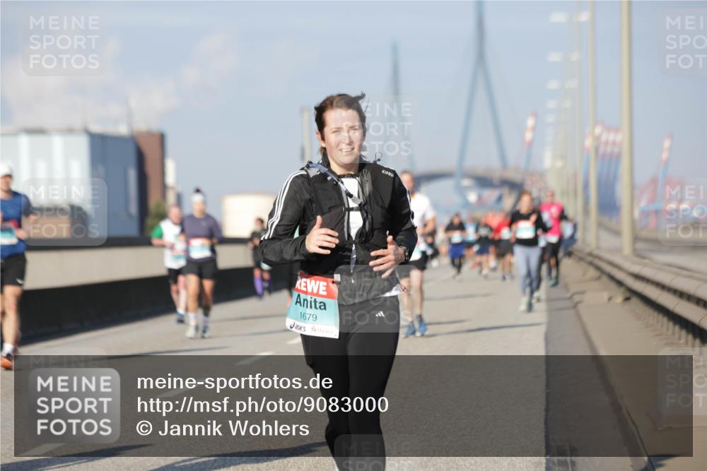 03.10.2025 - Köhlbrandbrückenlauf Jannik Wohlers http://msf.ph/oto/9083000 03.10.2025 09:55:29 Position 3 1679 meine-sportfotos.de