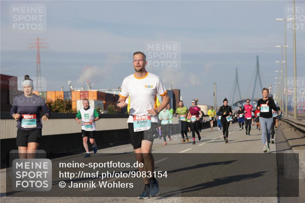 03.10.2025 - Köhlbrandbrückenlauf Jannik Wohlers http://msf.ph/oto/9083154 03.10.2025 09:55:37 Position 3 1801, 3345 meine-sportfotos.de