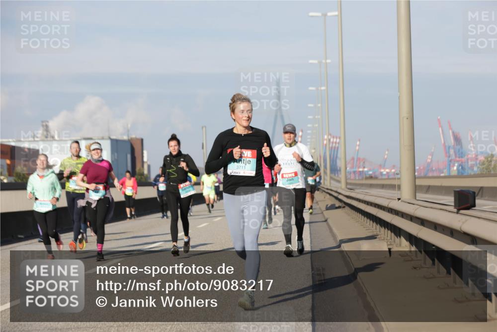 03.10.2025 - Köhlbrandbrückenlauf Jannik Wohlers http://msf.ph/oto/9083217 03.10.2025 09:55:40 Position 3 3711 meine-sportfotos.de