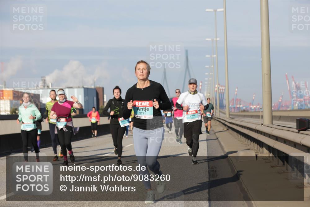 03.10.2025 - Köhlbrandbrückenlauf Jannik Wohlers http://msf.ph/oto/9083260 03.10.2025 09:55:40 Position 3 3711, 1491 meine-sportfotos.de