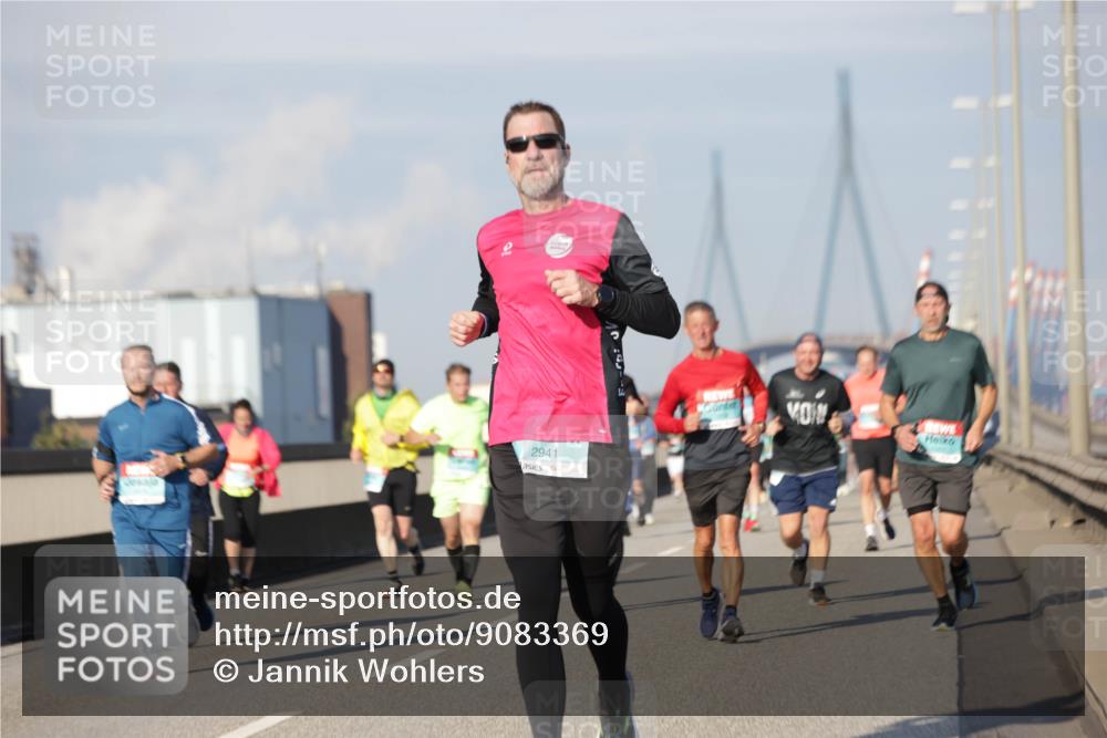 03.10.2025 - Köhlbrandbrückenlauf Jannik Wohlers http://msf.ph/oto/9083369 03.10.2025 09:55:46 Position 3 2941 meine-sportfotos.de