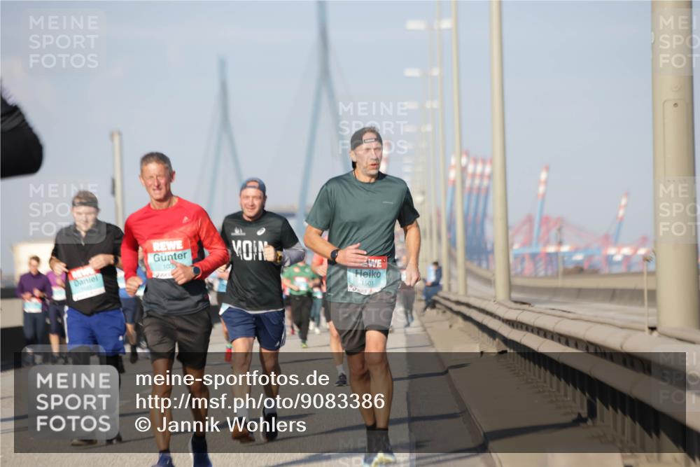 03.10.2025 - Köhlbrandbrückenlauf Jannik Wohlers http://msf.ph/oto/9083386 03.10.2025 09:55:47 Position 3 103, 1501 meine-sportfotos.de