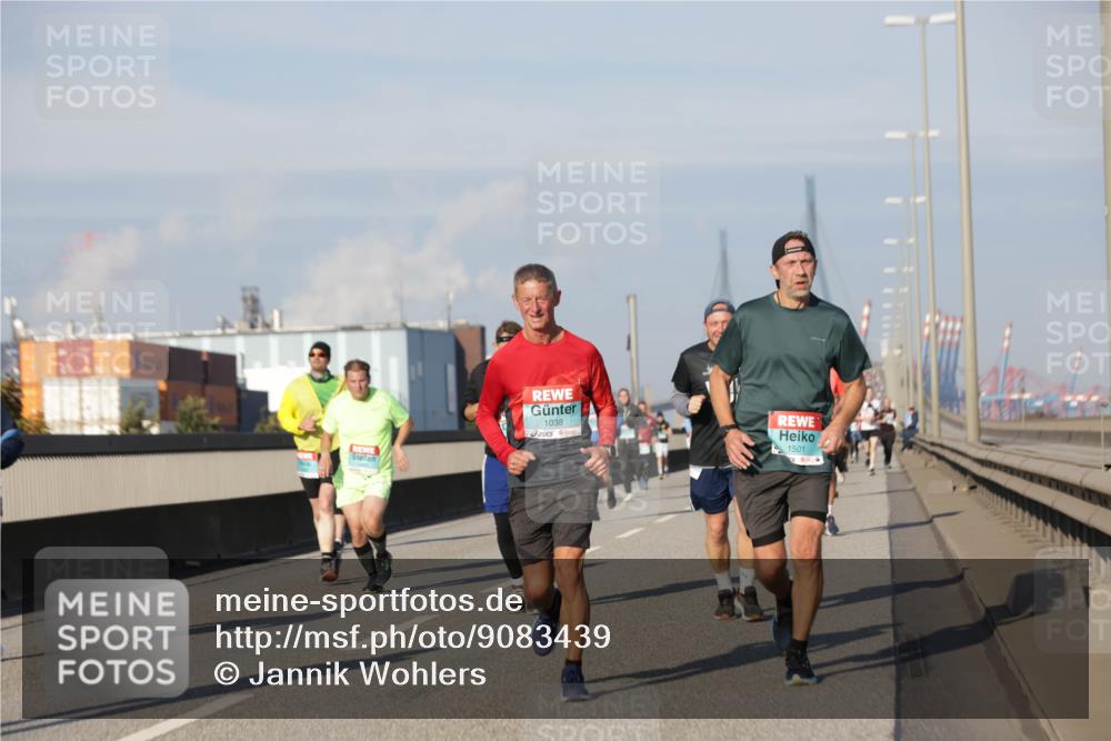 03.10.2025 - Köhlbrandbrückenlauf Jannik Wohlers http://msf.ph/oto/9083439 03.10.2025 09:55:50 Position 3 1038, 1501 meine-sportfotos.de