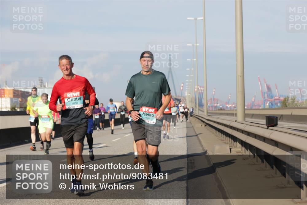 03.10.2025 - Köhlbrandbrückenlauf Jannik Wohlers http://msf.ph/oto/9083481 03.10.2025 09:55:51 Position 3 1038, 1501 meine-sportfotos.de