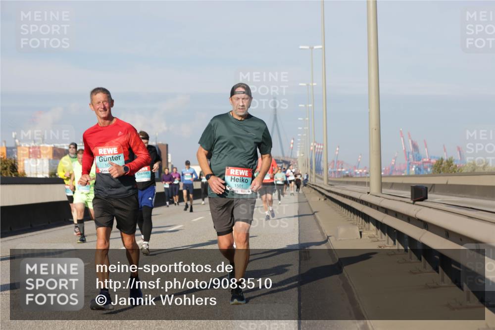03.10.2025 - Köhlbrandbrückenlauf Jannik Wohlers http://msf.ph/oto/9083510 03.10.2025 09:55:51 Position 3 103, 1501 meine-sportfotos.de