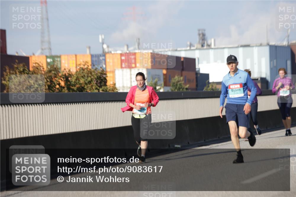 03.10.2025 - Köhlbrandbrückenlauf Jannik Wohlers http://msf.ph/oto/9083617 03.10.2025 09:55:55 Position 3 3124 meine-sportfotos.de