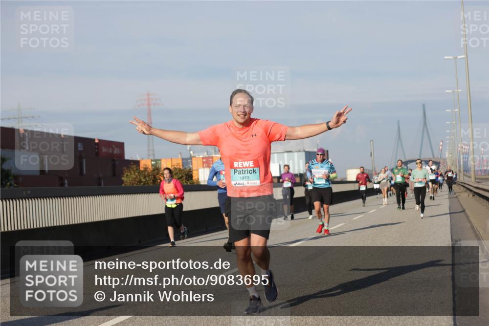 03.10.2025 - Köhlbrandbrückenlauf Jannik Wohlers http://msf.ph/oto/9083695 03.10.2025 09:55:57 Position 3 1973 meine-sportfotos.de