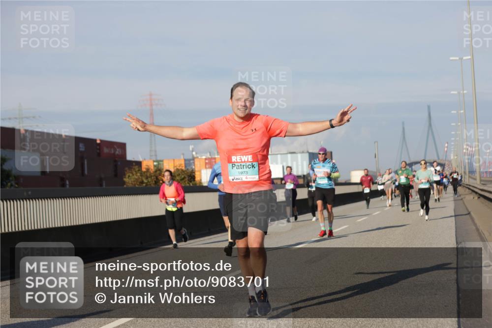 03.10.2025 - Köhlbrandbrückenlauf Jannik Wohlers http://msf.ph/oto/9083701 03.10.2025 09:55:57 Position 3 1973 meine-sportfotos.de